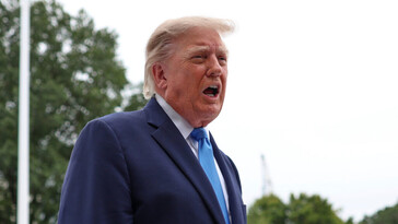 Trump asegura que Irán abandona sus planes nucleares