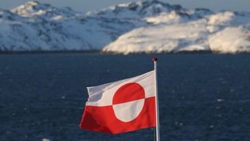 Trump asegura que no invadirá Groenlandia, sino que planea comprarla