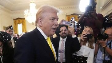 Trump se mofa del asesinato de Qasem Soleimani en un discurso