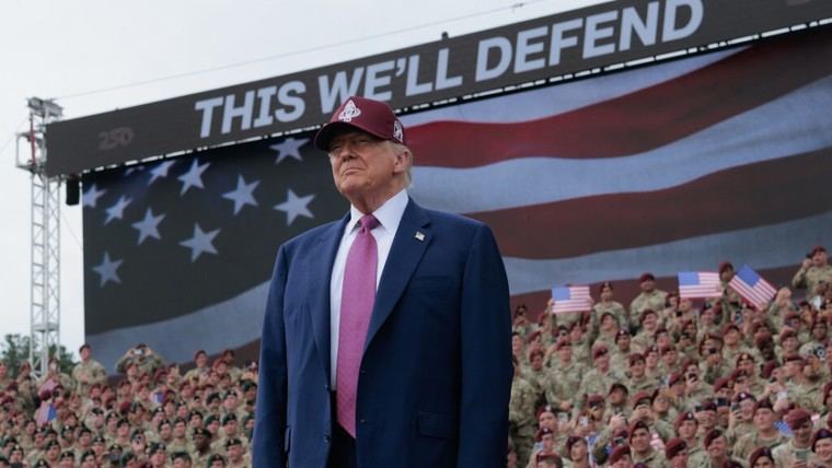 Trump urge a Irán a renunciar a armas nucleares en medio de tensiones crecientes