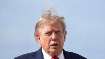 Trump asegura que EE.UU. tiene control total sobre el estrecho de Ormuz