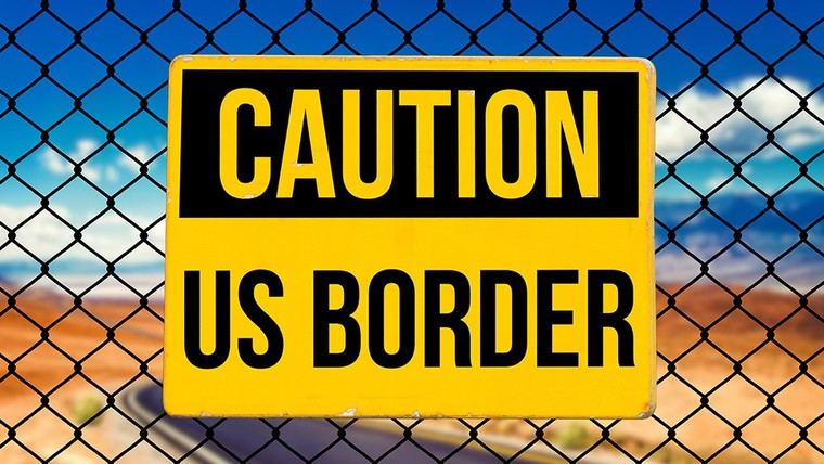 Trump lanza 'Operación Muro Fluvial': la Guardia Costera despliega 100 barcos en la frontera de Texas
