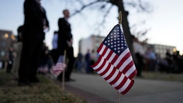 Carlson critica la idea de que el programa nuclear de Irán sea una amenaza para EE.UU