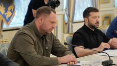 Agentes anticorrupción de Ucrania registran el hogar del asesor principal de Zelensky