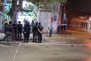 Ladrón muerto y comerciante herido tras intento de robo en Rosario