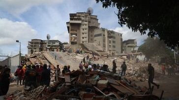 Sobrevivientes relatan el impacto de los devastadores terremotos en Venezuela