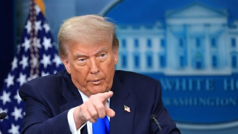 Trump describe su extensa charla telefónica con Putin