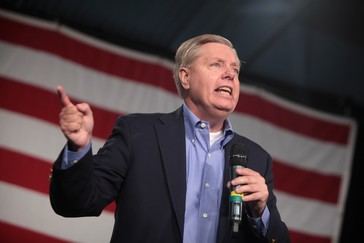 Lindsey Graham Filtrado Celebrando el Inicio de la Guerra en Irán