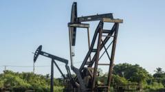 EE.UU. planea interceptar un petrolero ruso en ruta a Europa