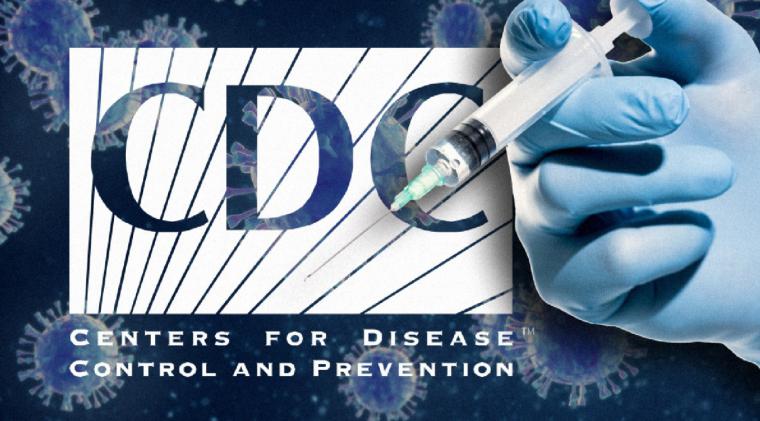 La nueva directora de los CDC presiona para continuar con vacunas anuales contra el COVID-19, a pesar de los posibles daños