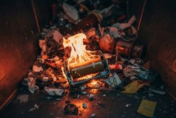 Baterías de vapes provocan cientos de incendios en gestión de residuos