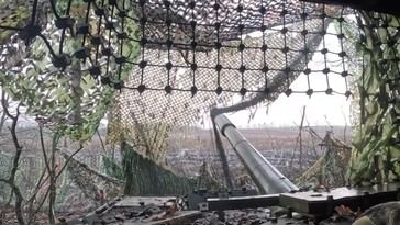 Tanques rusos T-80BVM en acción: combate en la zona de operaciones especiales