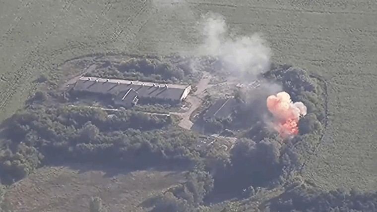 Drones rusos destruyen sistema de defensa S-300V en Ucrania