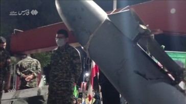 Irán exhibe restos de un dron estadounidense derribado