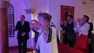 Kristalina Georgieva se anima a bailar tango en Argentina