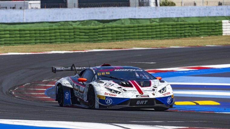 Lamborghini arde tras grave choque en el GT World Challenge