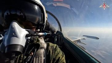 Cazas rusos Su-35S aseguran dominio aéreo en combate según nuevo video