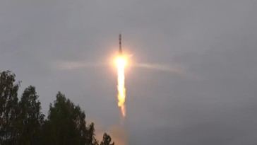 Rusia refuerza su presencia en el espacio con un espectacular lanzamiento de cohete