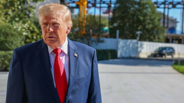 Trump afirma que sigue las elecciones presidenciales de Brasil