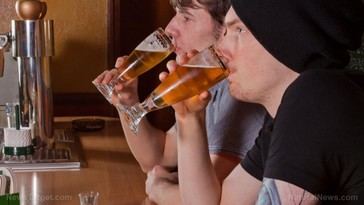 Moderados también deben considerar un descanso del alcohol para mejorar su salud