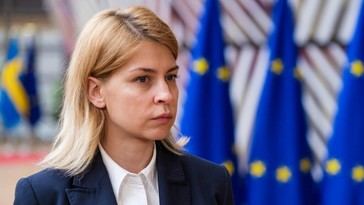 Zelenski nombra a funcionaria bajo investigación como embajadora en EE.UU